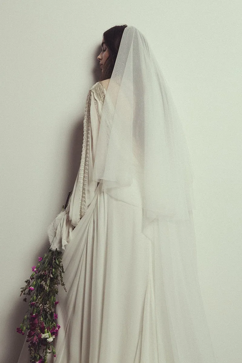 Floor Length Tulle Veil